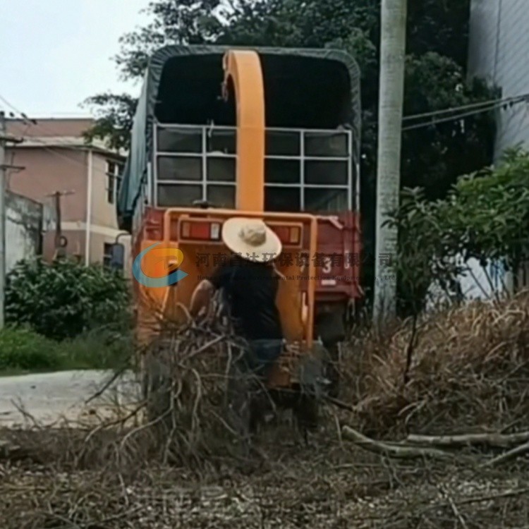 河南昌達(dá)三門峽客戶訂購加長出料樹枝粉碎機(jī).jpg